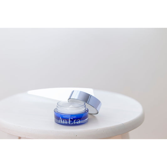 An Era spamoist cream